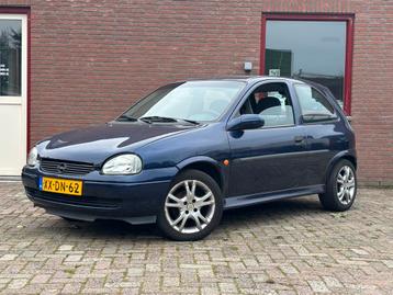 Opel Corsa 1.2 I 16V 3DR  sport Blauw beschikbaar voor biedingen