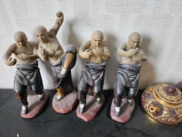 kung fu beelden beschikbaar voor biedingen
