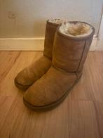 Originele Ugg short boots chestnut mt 36, Kleding | Dames, Schoenen, Ophalen of Verzenden, Zo goed als nieuw, Bruin