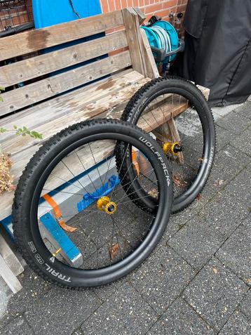 Handgespaakte carbon MTB wielset - I9 hydra naven - 29 inch beschikbaar voor biedingen