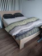 2 persoons bed 140 x 200 cm. Met bodem en matras van 2020, Gebruikt, Tweepersoons, Hout, 140 cm