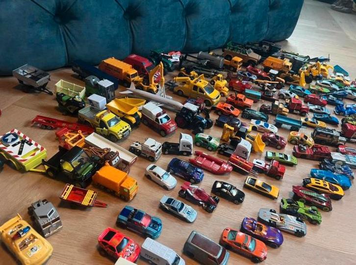 Tas vol aan speelgoed autos, Kinderen en Baby's, Speelgoed | Speelgoedvoertuigen, Zo goed als nieuw, Ophalen of Verzenden