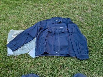 Zomerjas nieuw of werkjas leuk makkelijk beschikbaar voor biedingen