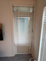 Witte houten jaloezie 80 cm breed, Huis en Inrichting, Stoffering | Gordijnen en Lamellen, Zo goed als nieuw, Wit, 100 tot 150 cm