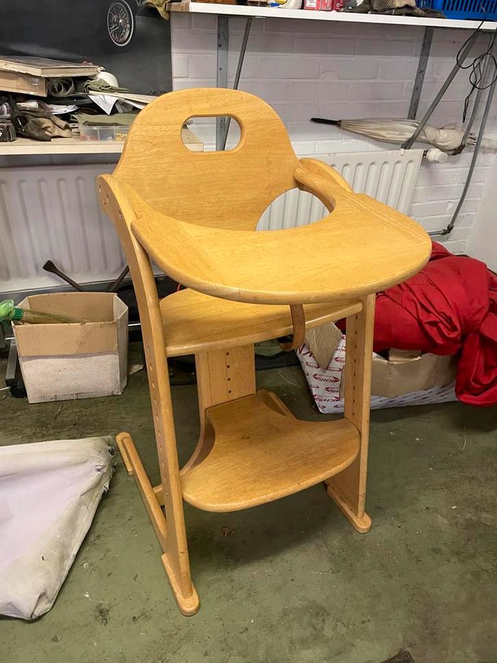 Houten Kinderstoel - Goede Staat!, Kinderen en Baby's, Kinderstoelen, Gebruikt, Meegroeistoel, Aanschuifbaar, Ophalen