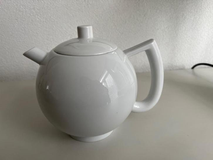 Arzberg City White River theepot – Lutz Rabold, Huis en Inrichting, Keuken | Servies, Gebruikt, Overige typen, Effen, Porselein