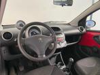 Peugeot 107 1.0 Active. Arico Elek Pakket! (bj 2013), Auto's, Peugeot, Voorwielaandrijving, Euro 5, Gebruikt, Elektrische ramen