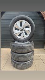 Originele tiguan velgen 17 inch hankook 215 65 17 dot 24, Auto-onderdelen, Banden en Velgen, Ophalen, 215 mm, Banden en Velgen