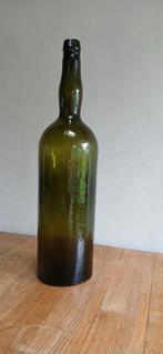 lange groene fles, Antiek en Kunst, Antiek | Glas en Kristal, Ophalen