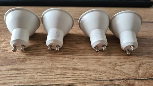 Spot Light werkt met Philips hue app wit en gekleurd licht, Huis en Inrichting, Lampen | Spots, Zo goed als nieuw, Ophalen of Verzenden