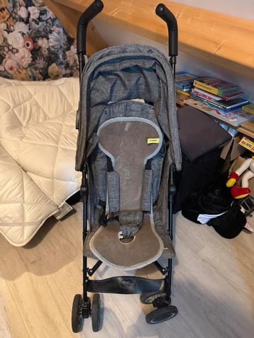 Koelstra buggy met Aeromoov inlegger beschikbaar voor biedingen