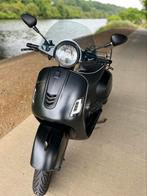 Vespa GTS 300 | Akrapovic | Black on Black | 2011, Ophalen, Zo goed als nieuw