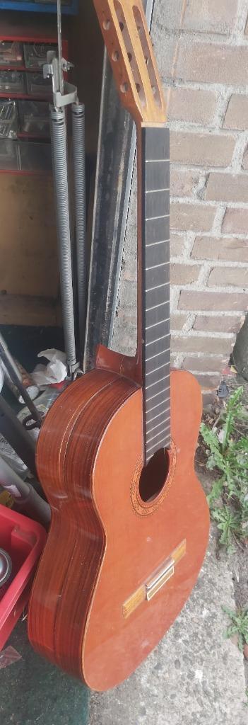 Gitaar Alhambra gebroken project, Muziek en Instrumenten, Snaarinstrumenten | Gitaren | Akoestisch, Gebruikt, Klassieke of Spaanse gitaar