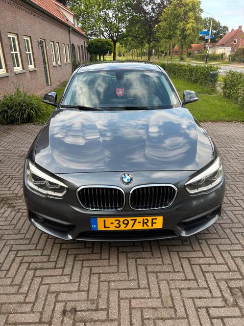 BMW 1-Serie 116d 116pk Aut 2017 Grijs, Auto's, BMW, Bedrijf, 1-Serie, Diesel, D, Hatchback, Automaat, Geïmporteerd, Zilver of Grijs