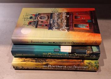 Het ministerie van oplossingen boeken  beschikbaar voor biedingen