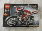 Lego 8051 Technic, 2 in 1 Motor-Bike, Kinderen en Baby's, Speelgoed | Duplo en Lego, Ophalen of Verzenden, Zo goed als nieuw, Complete set