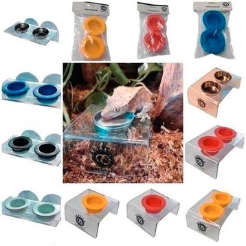 15 Feeding Cup Holder, Gecko  beschikbaar voor biedingen