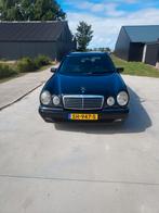 Mercedes-Benz E-Klasse 3.2 E320 Combi 4MATIC Classic AT 2004, Auto's, Zwart, Zwart, Vierwielaandrijving, Particulier