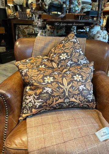 Engelse SET kussens William Morris Blackthorn beschikbaar voor biedingen