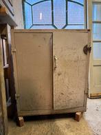 Stalen Kast met Laden, Ophalen, Gebruikt