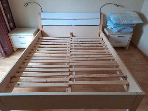 Tweepersoonsbed met nachtkastjes en los meubel met spiegel, Huis en Inrichting, Slaapkamer | Bedden, Gebruikt, Tweepersoons, 160 cm