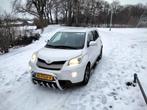 Toyota Urban Cruiser 1.3 NAP leer cruise control park sensor, Auto's, Toyota, Voorwielaandrijving, 4 cilinders, 550 kg, 1105 kg