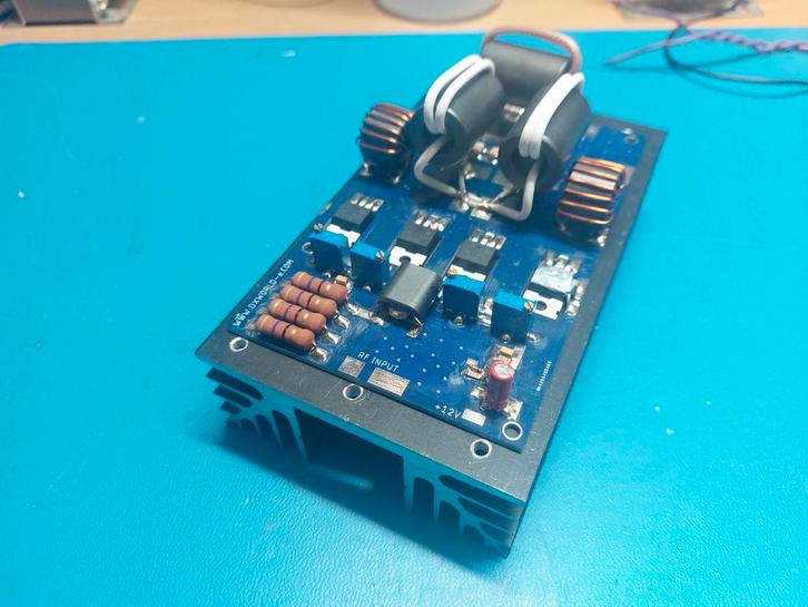 HF Linear 110W 4x IRF510 1.5-30MHz, Telecommunicatie, Zenders en Ontvangers, Nieuw, Zender, Ophalen of Verzenden