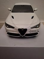Alfa Romeo Giulia Quadrifoglio 1:18 nieuw Ottomobile, Ophalen of Verzenden, Zo goed als nieuw, Auto, OttOMobile