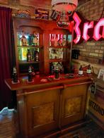 Bar met krukken en drankkast, Ophalen, Zo goed als nieuw