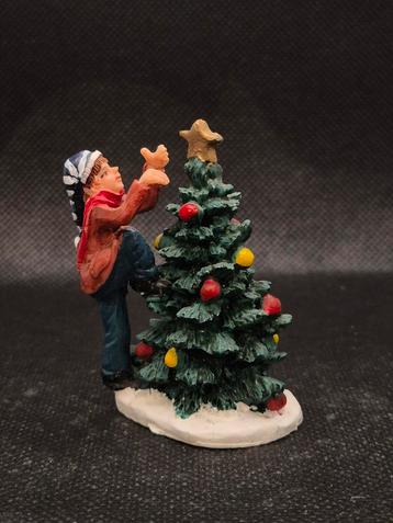 Mooie kerstfiguur  beschikbaar voor biedingen