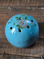 Blauwe Potpourri  bal met bloemen, Ophalen of Verzenden, Bal