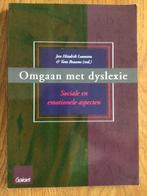 Omgaan met dyslexie z.g.a.n., Ophalen of Verzenden, Zo goed als nieuw, Sociale wetenschap