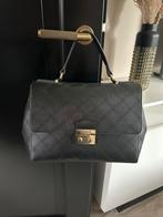 Guess - Aria handtas/schoudertas - zwart met goud - 2 straps, Ophalen of Verzenden, Zo goed als nieuw, Zwart, Handtas