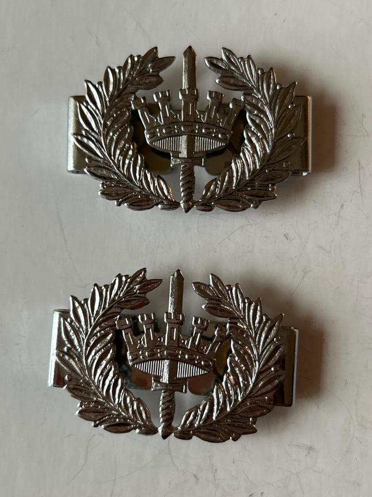 Kraaginsignes Gemeentepolitie – brigadier, Verzamelen, Militaria | Algemeen, Landmacht, Embleem of Badge, Nederland, Verzenden