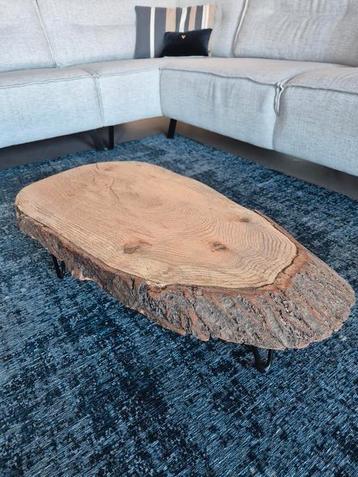 Boomstam Salontafel - massief hout & metalen pootjes beschikbaar voor biedingen
