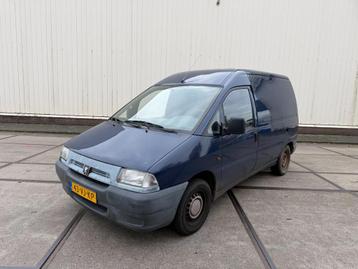 Peugeot Expert 220C 1.9 Standaard beschikbaar voor biedingen