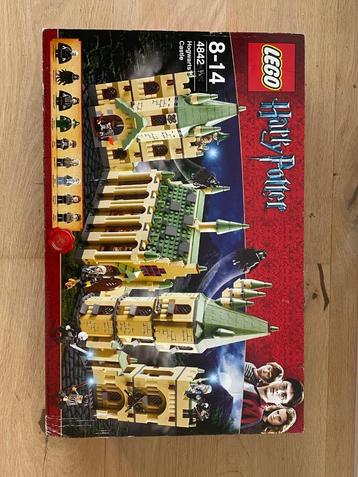 ~Nieuw & sealed ~ LEGO Hogwarts Castle 4842 beschikbaar voor biedingen