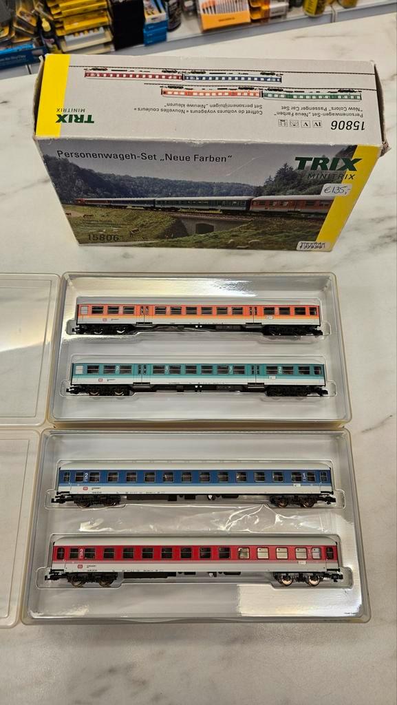 Minitrix 15806 Set personenrijtuigen "Nieuwe kleuren", Hobby en Vrije tijd, Modeltreinen | N-Spoor, Zo goed als nieuw, Wagon, Gelijkstroom