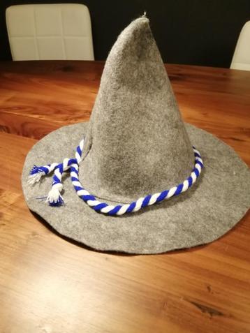 OKTOBER FEST hoeden beschikbaar voor biedingen