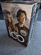 Kass Morgan - The 100 - Complete 4 boeken box, Boeken, Fantasy, Ophalen of Verzenden, Zo goed als nieuw