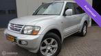 Mitsubishi Pajero 3.5 V6 5 deurs Youngtimer 7 pers Automaat, Auto's, Mitsubishi, Zwart, 7 stoelen, Leder, Bedrijf