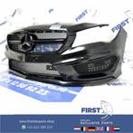 W117 CLA45 45 AMG VOORBUMPER ZWART WIT GRIJS COMPLEET + AMG, Gebruikt, -, Voor, Ophalen of Verzenden