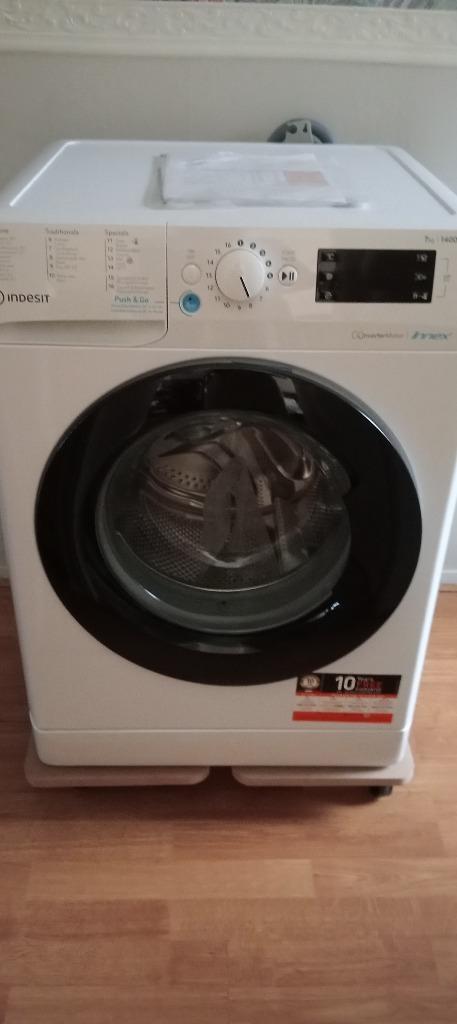 Als nieuw indesit wasmachine met garantie, Witgoed en Apparatuur, Wasmachines, Zo goed als nieuw, Voorlader, 6 tot 8 kg, 85 tot 90 cm