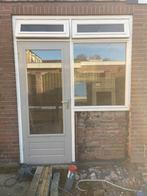 Houten kozijn met deur en raam, Doe-het-zelf en Verbouw, Gebruikt, Ophalen of Verzenden, Buitendeur, Hout