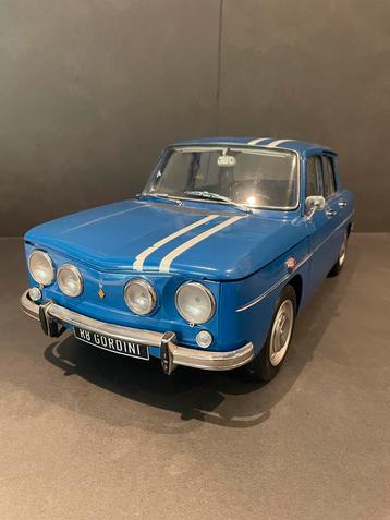 Renault 8 Gordini 1:8 Eaglemoss - Werkende Verlichting! beschikbaar voor biedingen