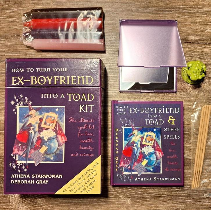 How to TURN your EX-boyfriend INTO a TOAD kit. Compleet 2003, Boeken, Humor, Nieuw, Ophalen of Verzenden
