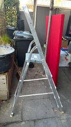 Trappetje, Doe-het-zelf en Verbouw, Ladders en Trappen, Ophalen, Zo goed als nieuw, Minder dan 2 meter