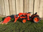 2 in 1 - Kubota B7001 frontlader + palletvork voor en achter, Ophalen, Zo goed als nieuw, Versnellingen, 120 cm of meer