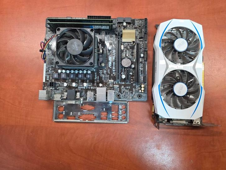 Asus A68HM-Plus Met Athlon x4 860K Quad/16GB/Asus Gtx950 2Gb, Computers en Software, Moederborden, Gebruikt, AMD, DDR3, Ophalen of Verzenden