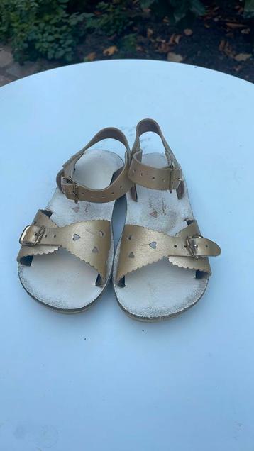 Sand water sandals  beschikbaar voor biedingen